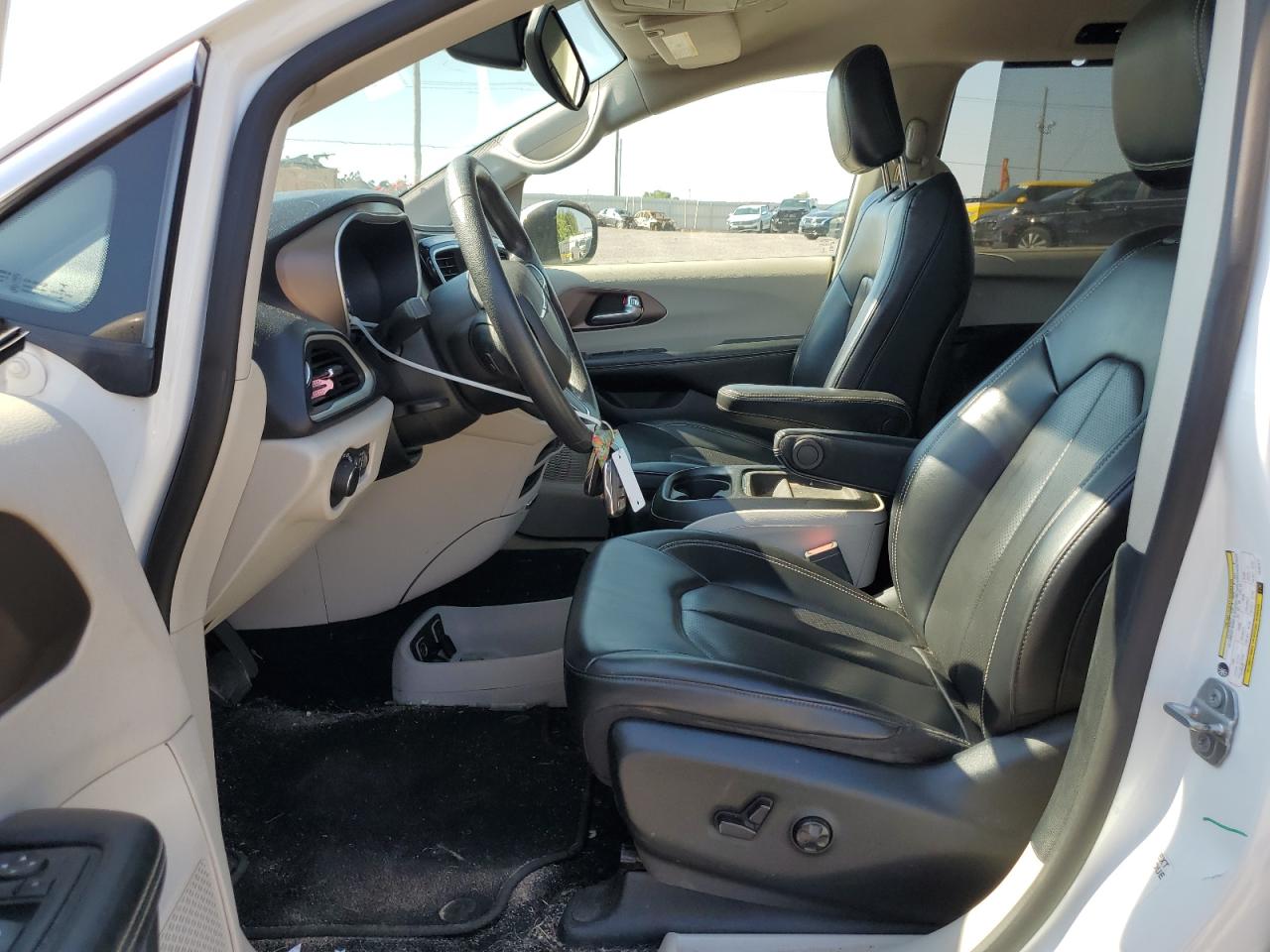 2020 Chrysler Voyager Lxi VIN: 2C4RC1DG6LR182177 Lot: 68681655