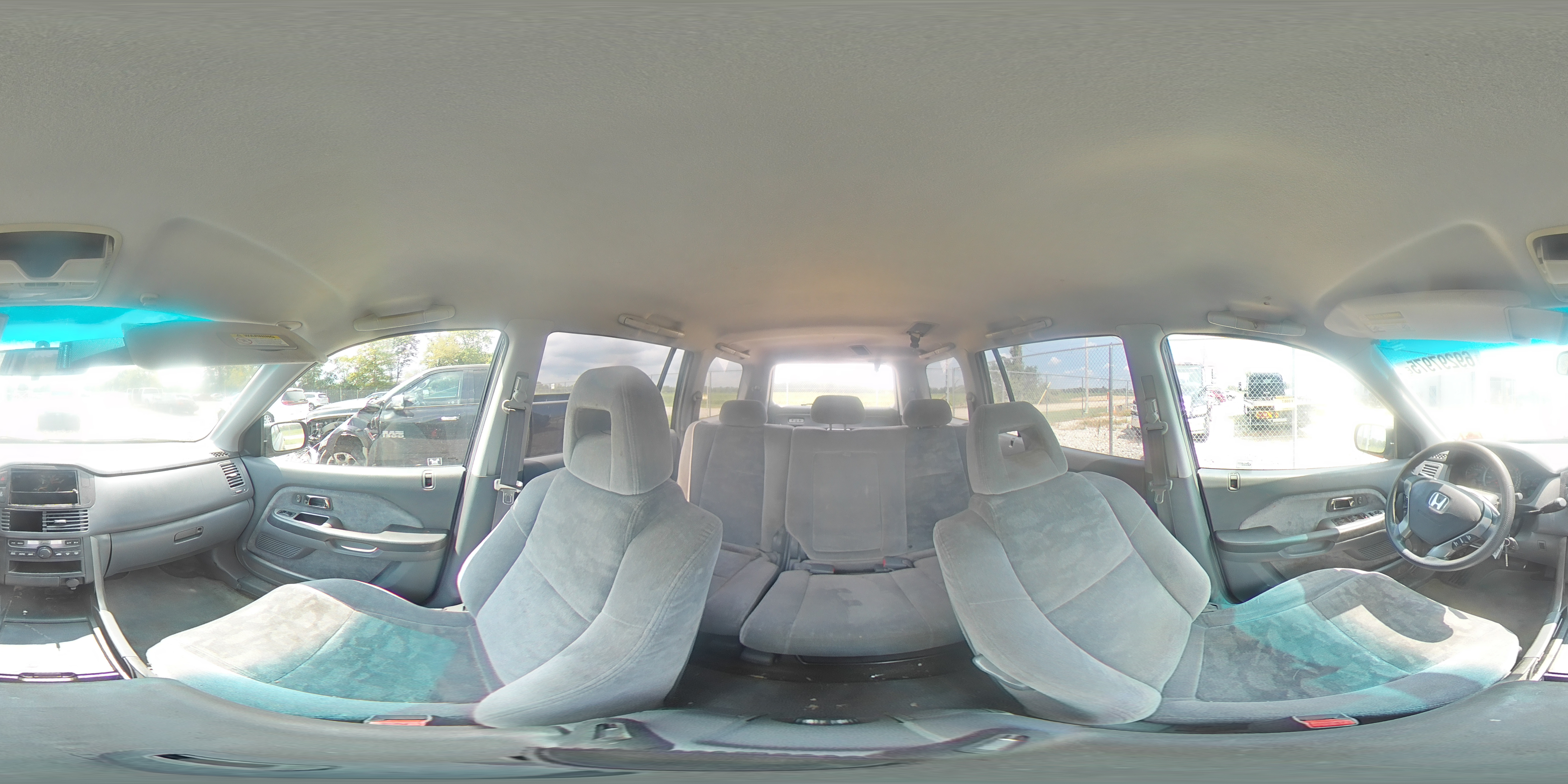 2004 Honda Pilot Ex VIN: 2HKYF18414H532817 Lot: 69297975
