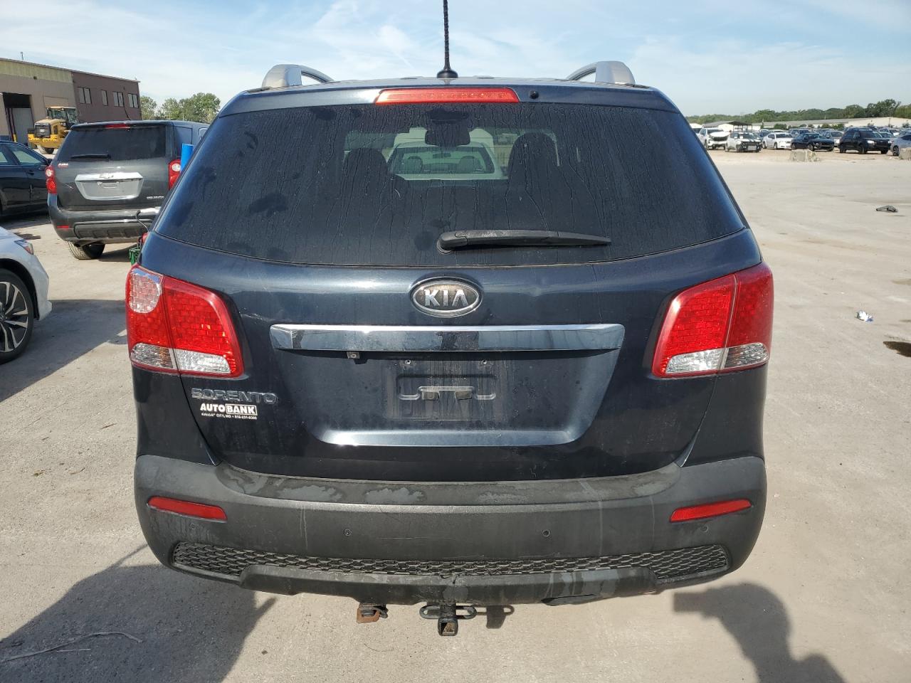 2012 Kia Sorento Base VIN: 5XYKTCA65CG243788 Lot: 70945245