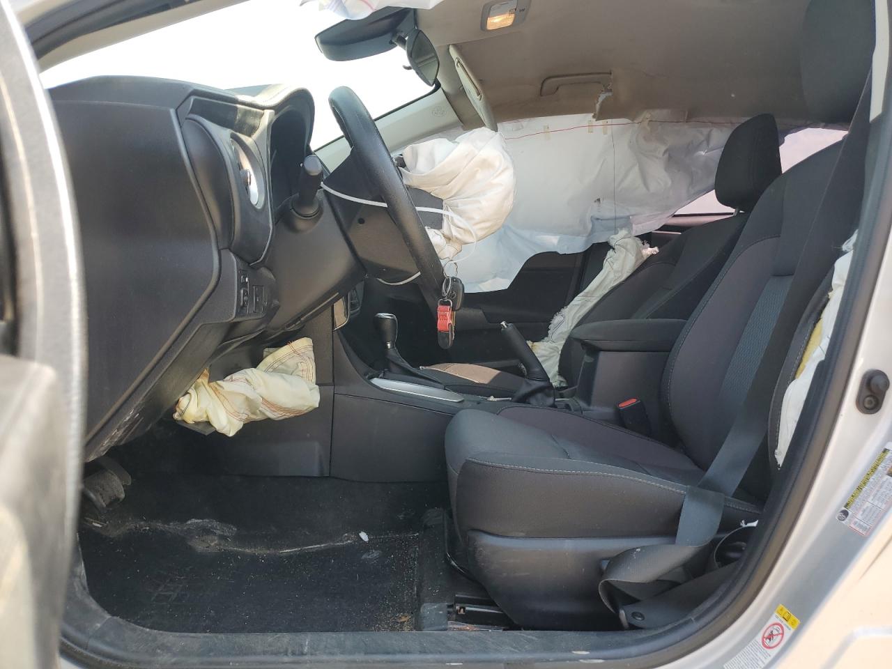 2017 Toyota Corolla L VIN: 2T1BURHEXHC824770 Lot: 68906005