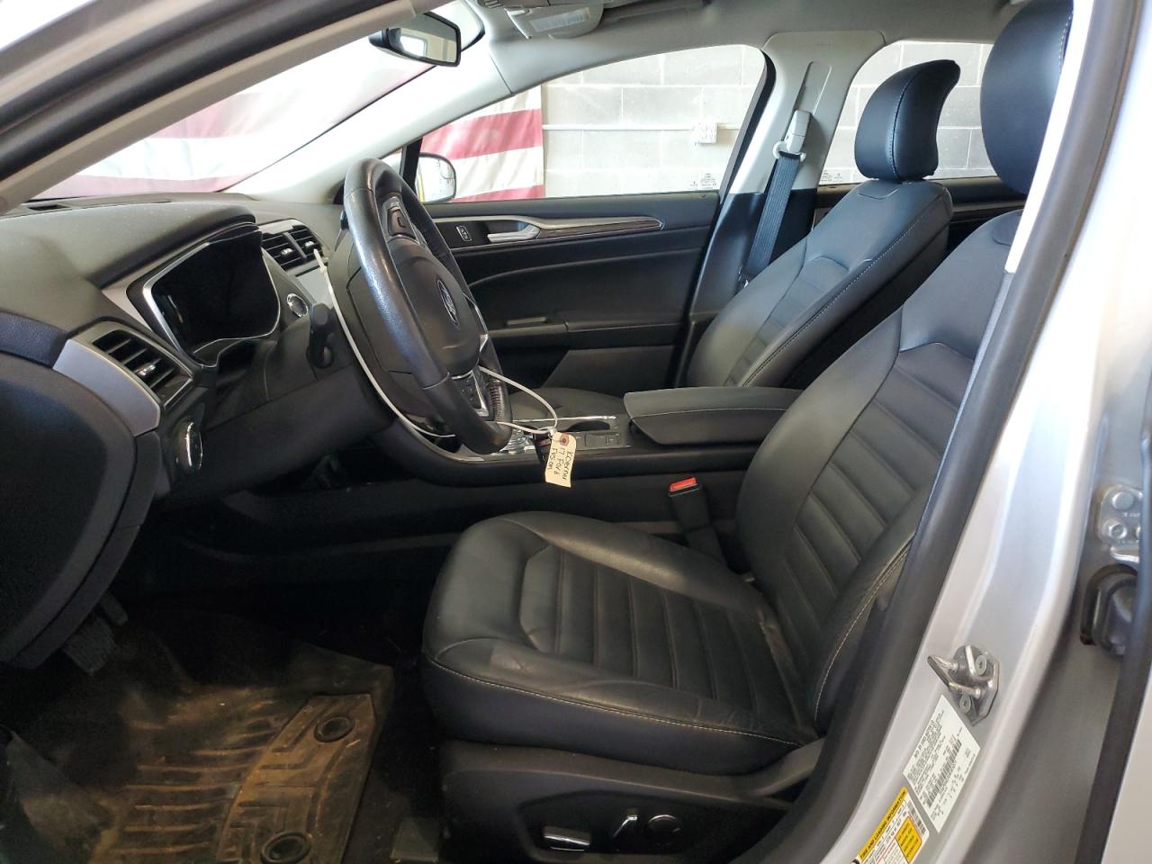 2017 Ford Fusion Se VIN: 3FA6P0HD3HR305071 Lot: 70317655