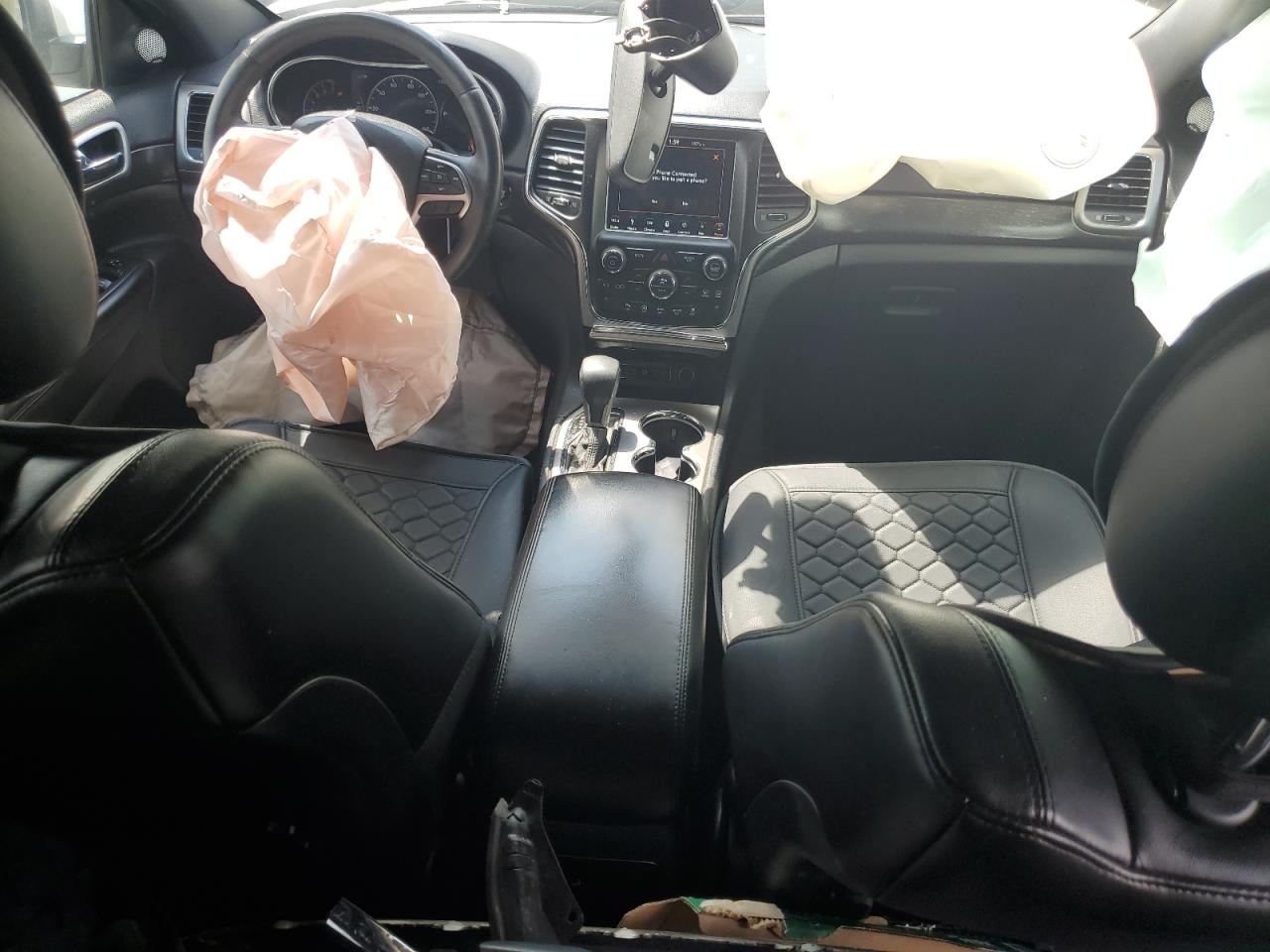 2018 Jeep Grand Cherokee Laredo VIN: 1C4RJFAG8JC378649 Lot: 70633215