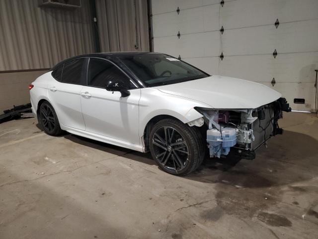  TOYOTA CAMRY 2025 Белы