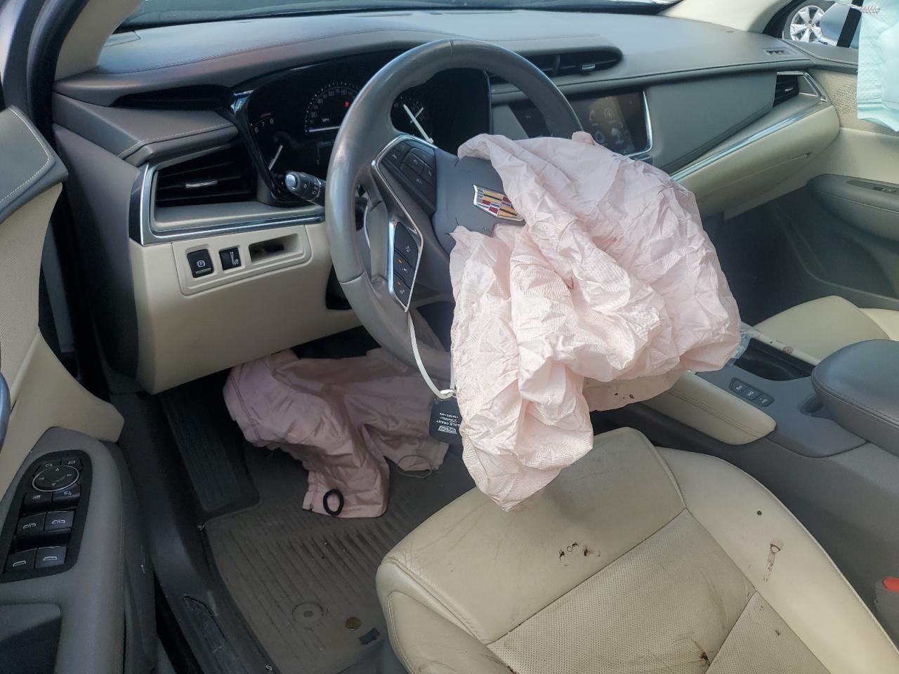 2018 Cadillac Xt5 Luxury VIN: 1GYKNDRS8JZ188151 Lot: 70962195