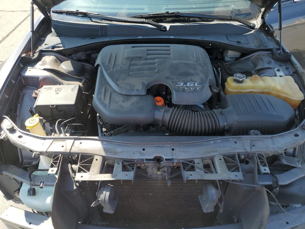 2013 Chrysler 300S VIN: 2C3CCABG0DH743204 Lot: 70679545