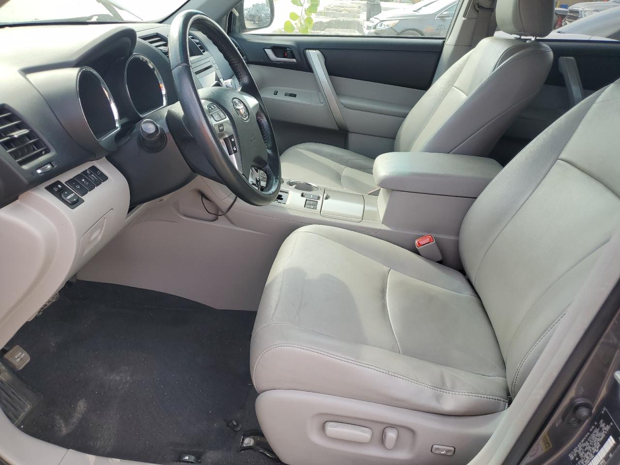 2012 Toyota Highlander Base VIN: 5TDBK3EH8CS145663 Lot: 70490145