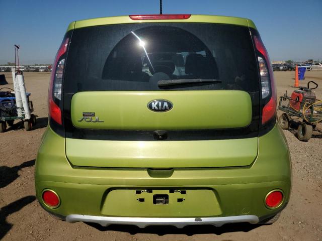 KIA SOUL 2017 Зеленый