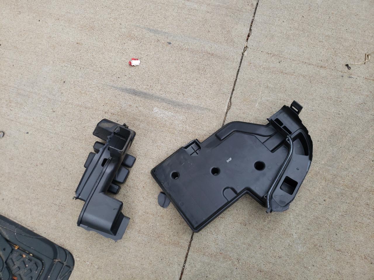 2022 Nissan Rogue Sport S VIN: JN1BJ1AV8NW347671 Lot: 70060495