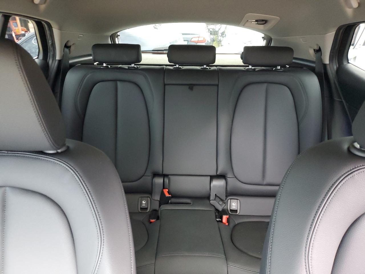 Фото: WBXYH9C07P5W57373