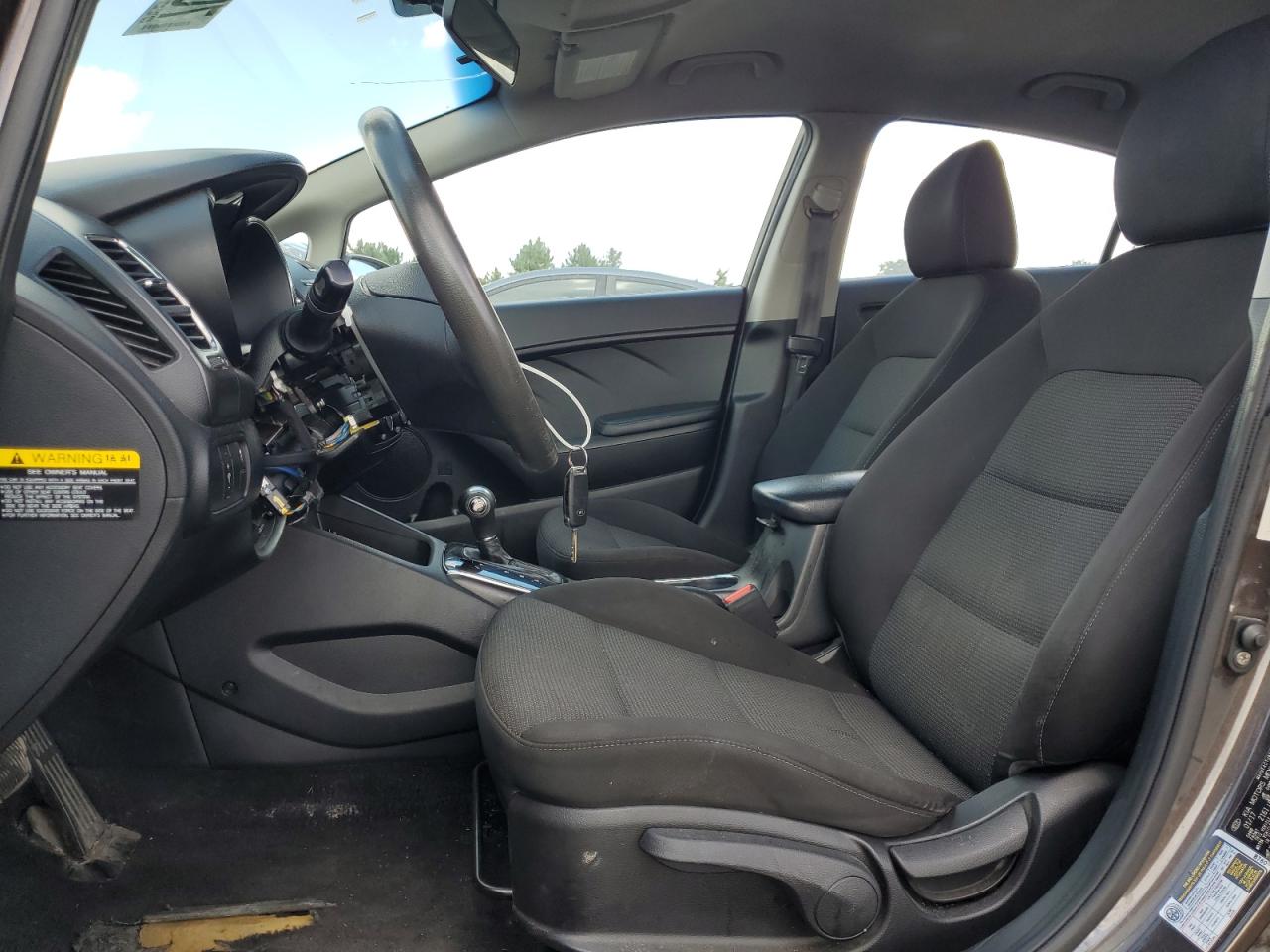 2017 Kia Forte Lx VIN: 3KPFK4A77HE118542 Lot: 70527865