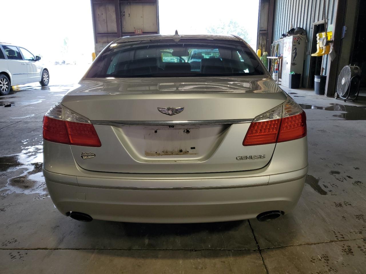 2011 Hyundai Genesis 3.8L VIN: KMHGC4DE4BU112892 Lot: 67320695