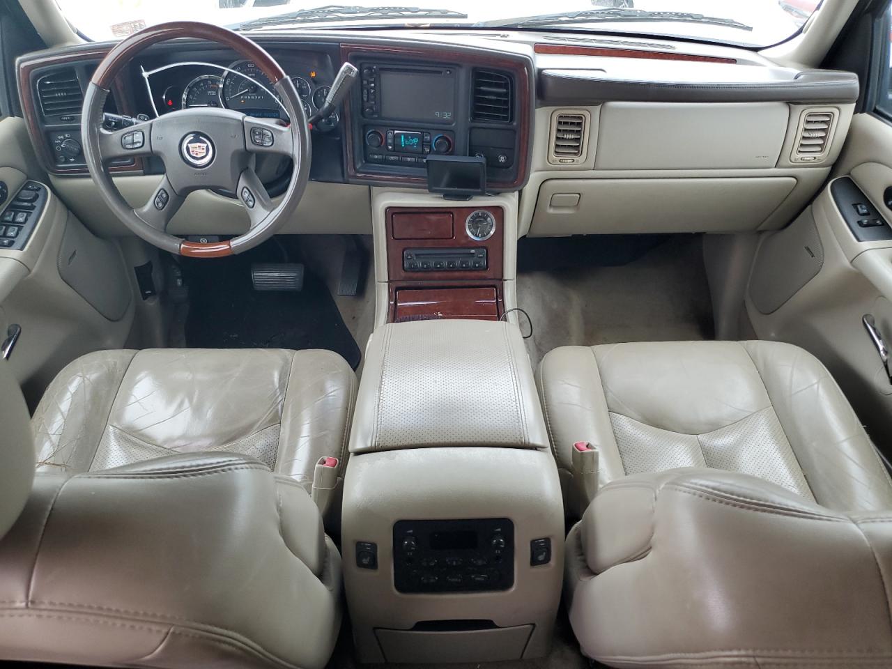 2006 Cadillac Escalade Luxury VIN: 1GYEC63NX6R159159 Lot: 68949175