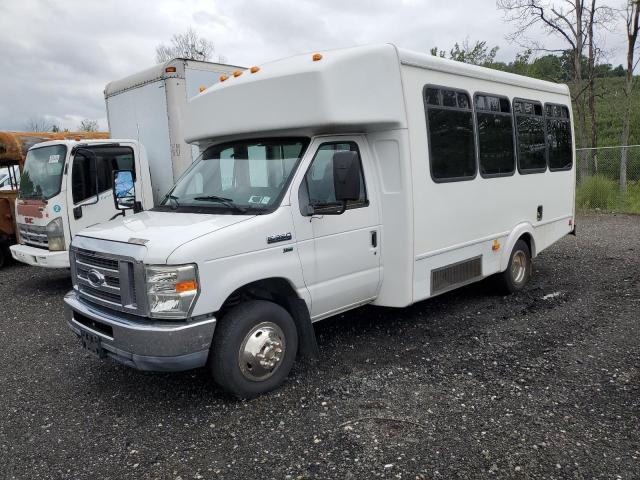 2011 FORD ECONOLINE E350 SUPER DUTY CUTAWAY VAN   à vendre chez Copart NY - NEWBURGH