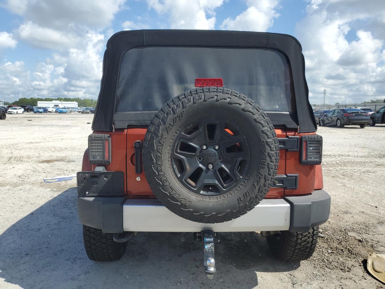2014 Jeep Wrangler Unlimited Sahara VIN: 1C4BJWEG9EL202758 Lot: 69825355