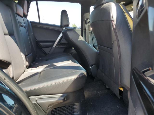 2018 TOYOTA RAV4 HV SE  