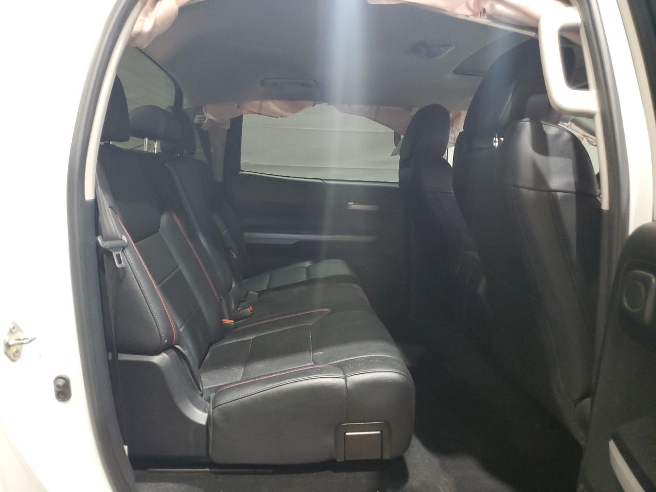 2019 Toyota Tundra Crewmax Sr5 VIN: 5TFDY5F16KX838258 Lot: 70264595