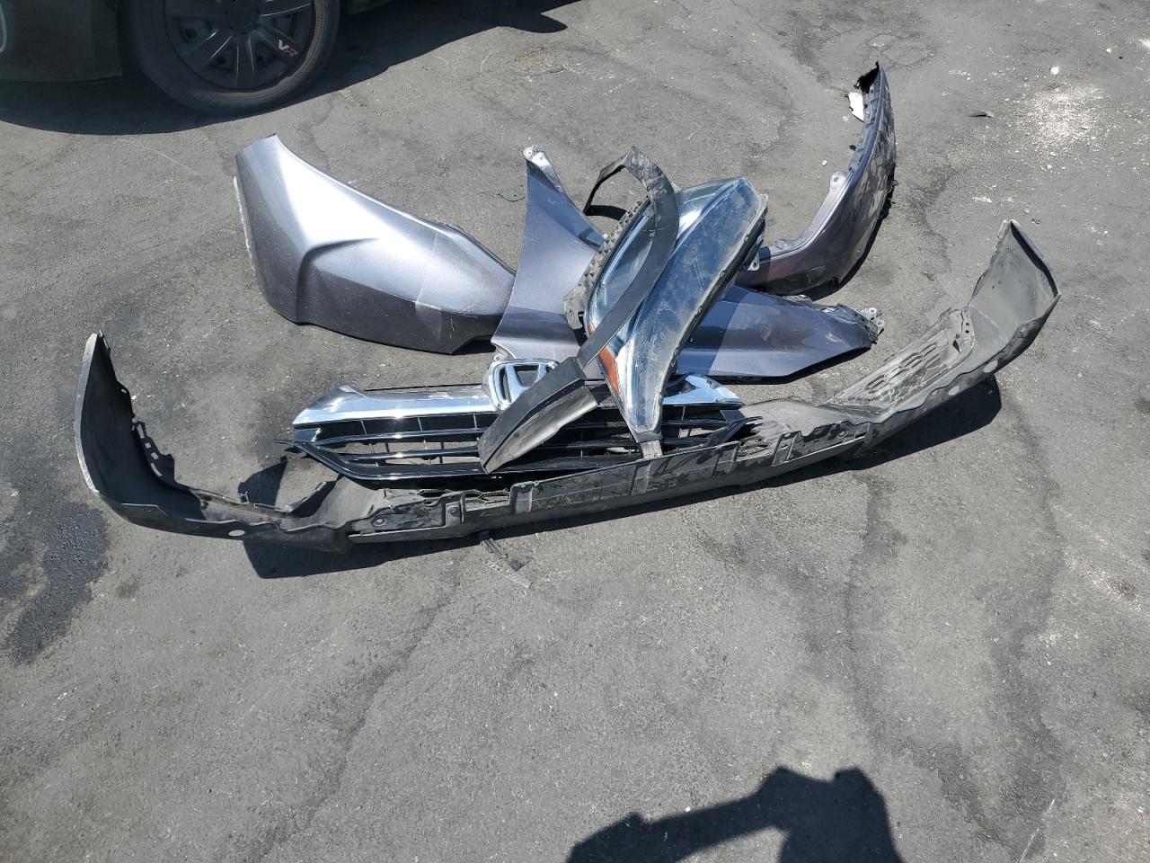 2019 Honda Cr-V Lx VIN: 2HKRW5H30KH406111 Lot: 70518925