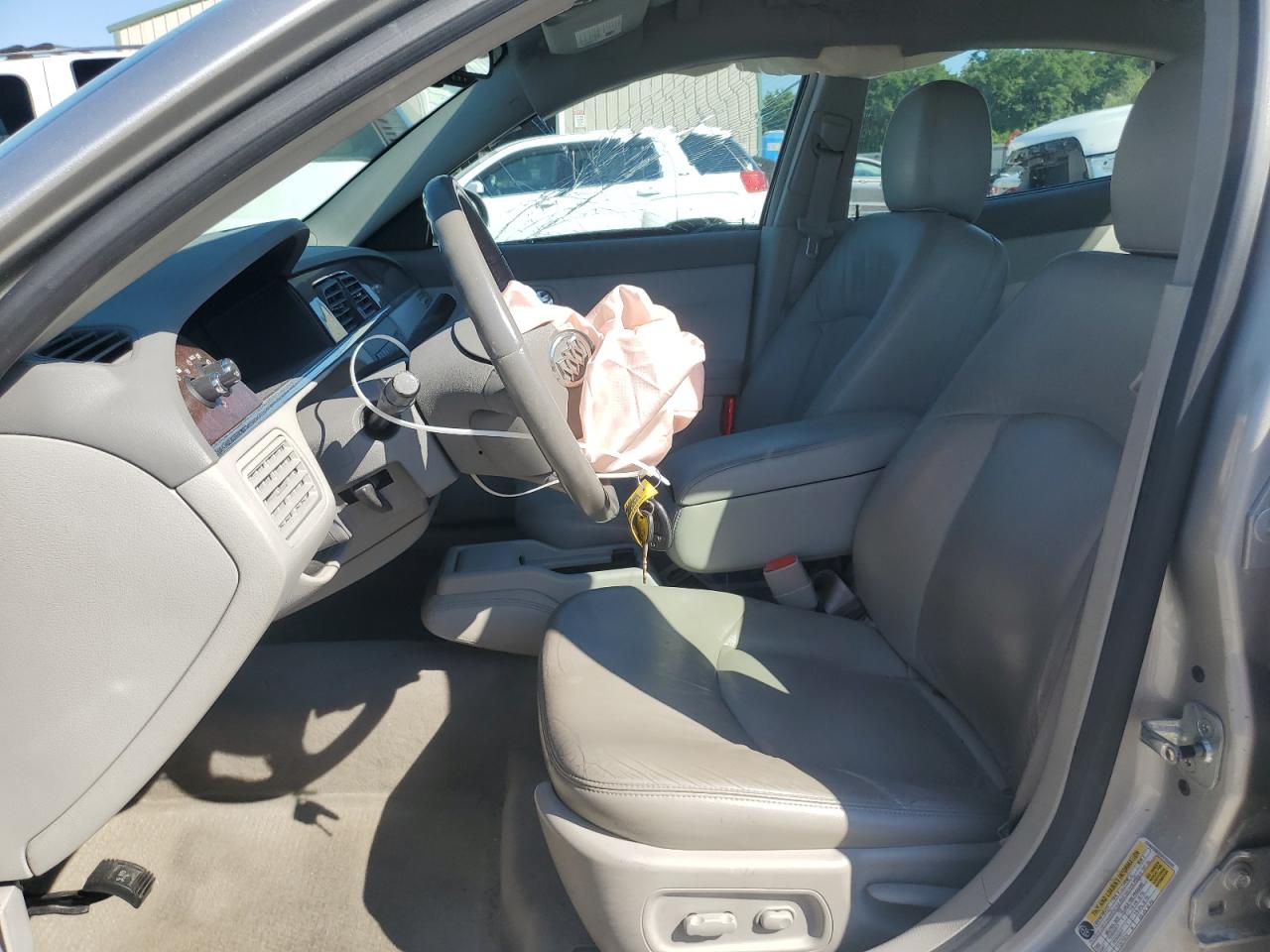 2008 Buick Lacrosse Cxl VIN: 2G4WD582781132895 Lot: 69216065