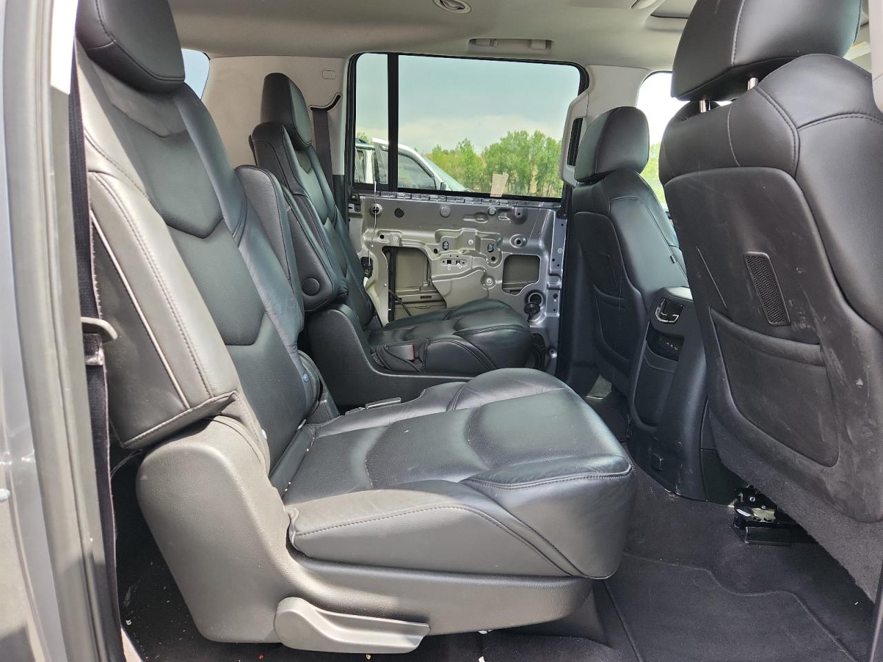 2020 Cadillac Escalade Esv Premium Luxury VIN: 1GYS4JKJ6LR210279 Lot: 69038135