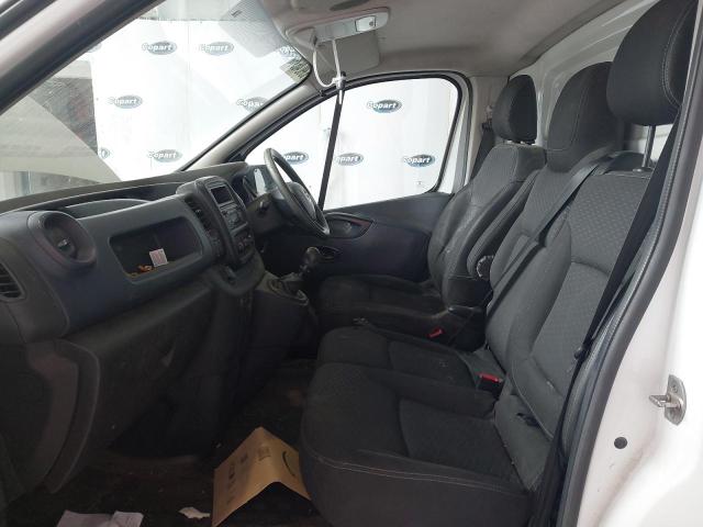 2015 OPEL VIVARO 