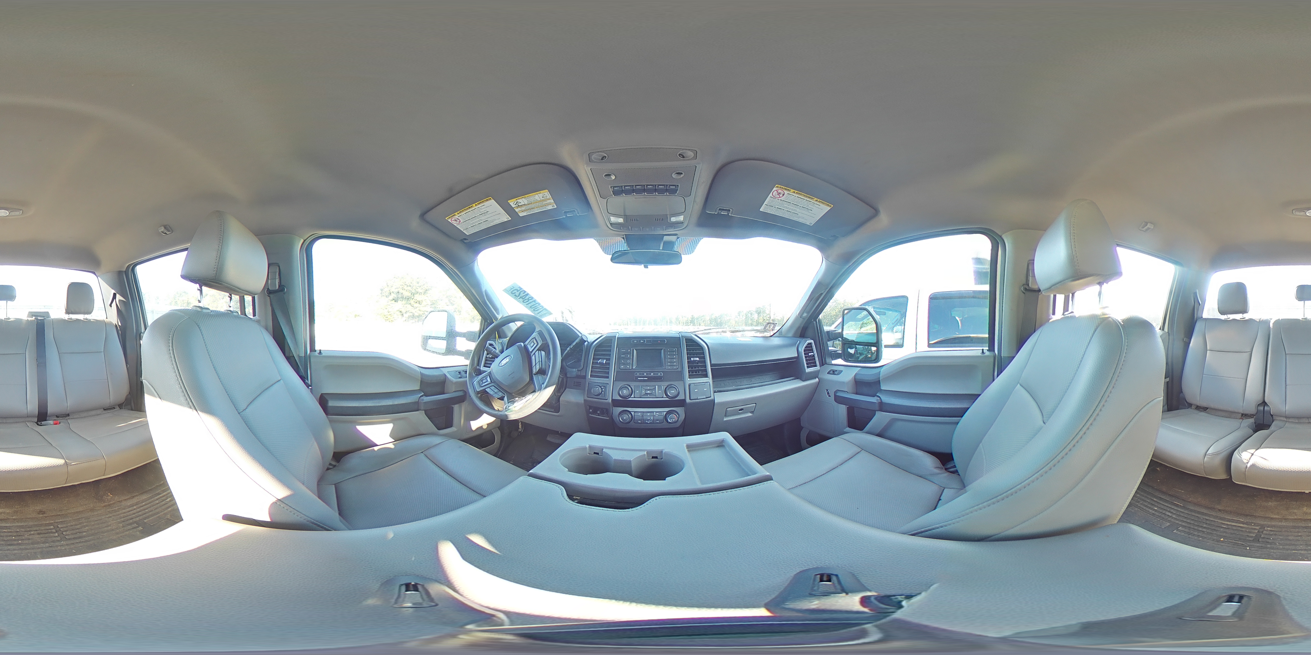 2022 Ford F550 Super Duty VIN: 1FD0W5HT5NEF63111 Lot: 70018425