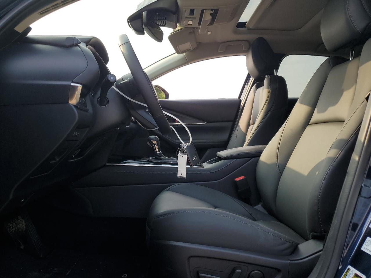 2025 Mazda Cx-30 Preferred VIN: 3MVDMBCMXSM846067 Lot: 67129295