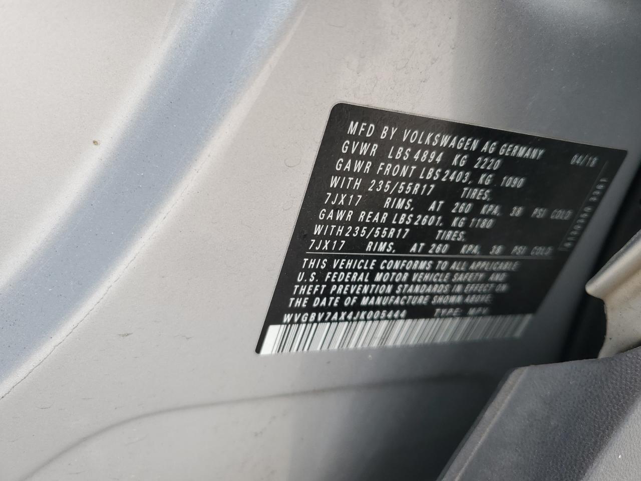 2018 Volkswagen Tiguan Limited VIN: WVGBV7AX4JK005444 Lot: 69020685