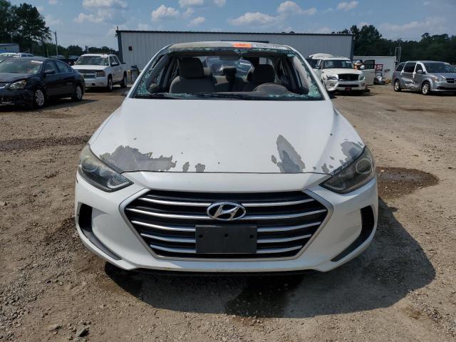  HYUNDAI ELANTRA 2017 Белы