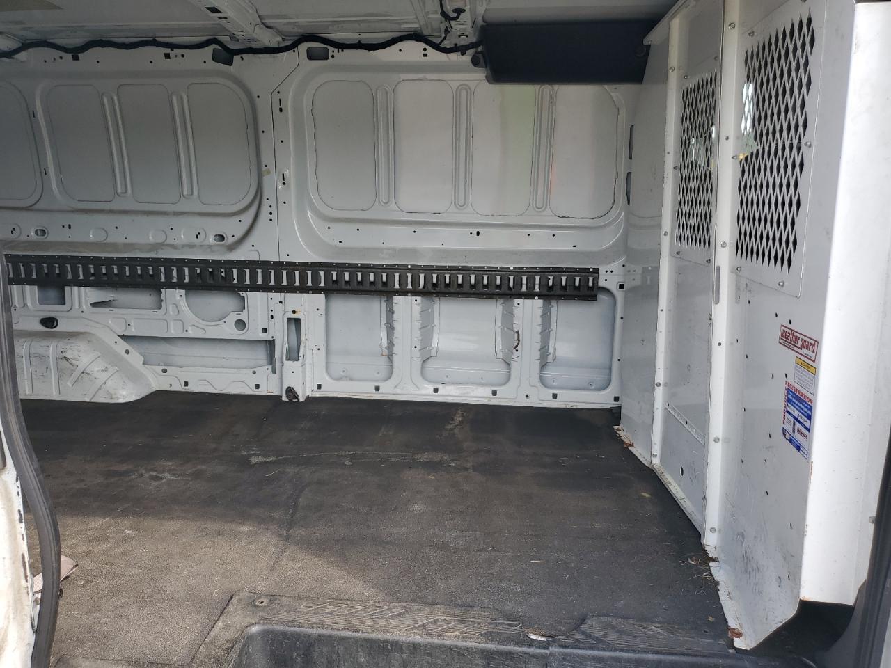 2020 Ford Transit T-150 VIN: 1FTYE1Y85LKB25704 Lot: 70321045