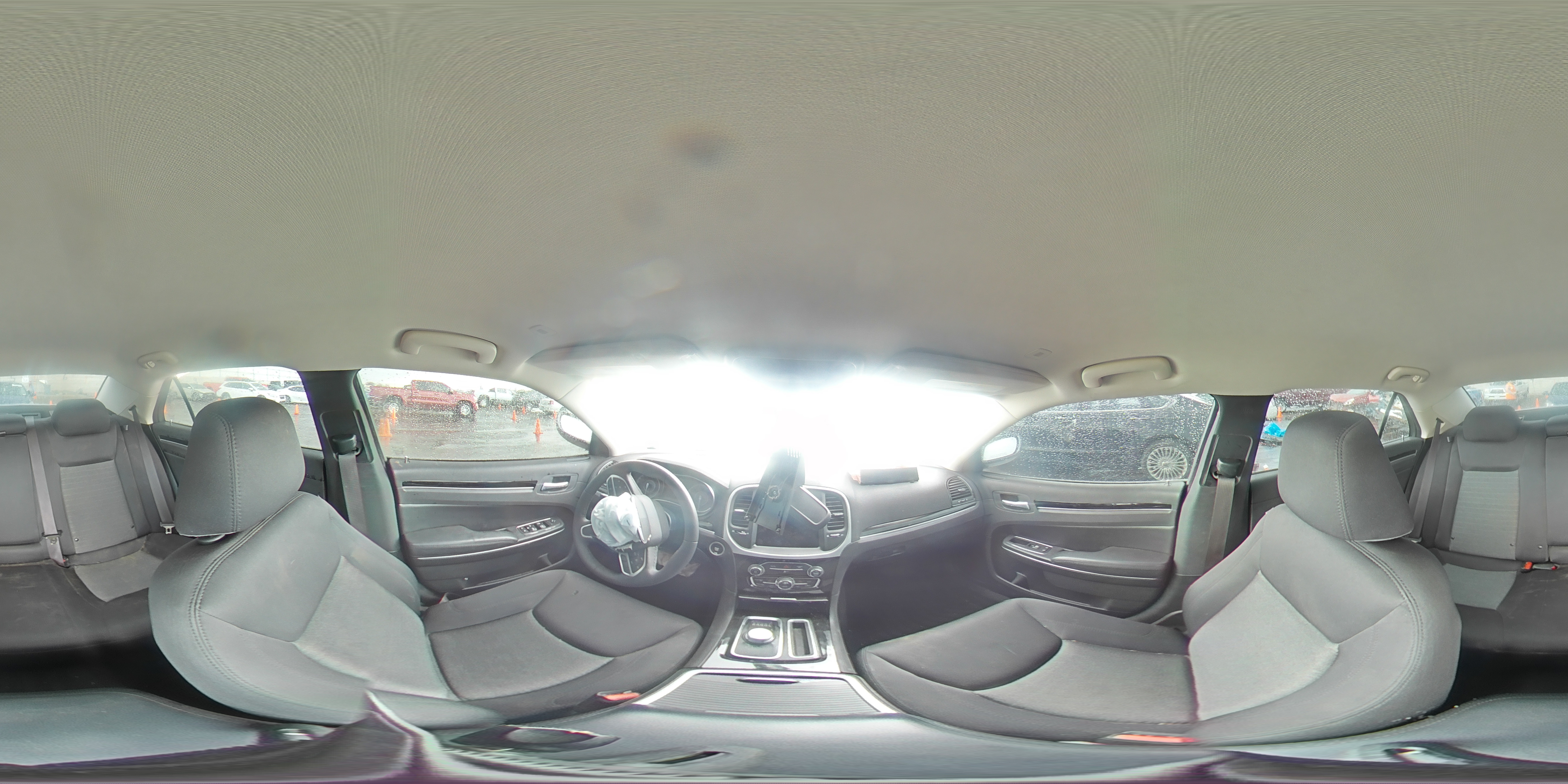 2023 Chrysler 300 Touring VIN: 2C3CCAAG5PH585335 Lot: 68758485