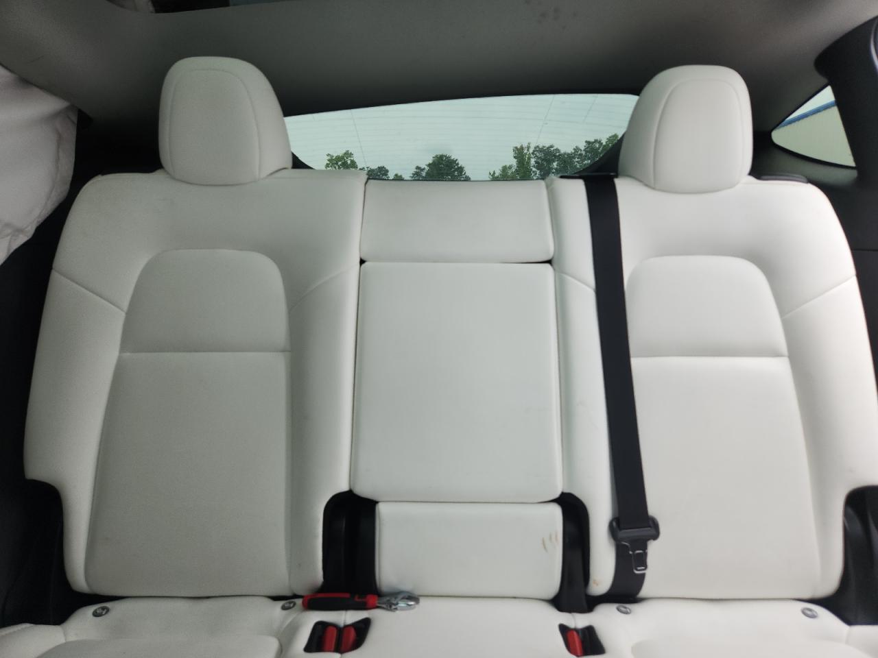 2020 Tesla Model Y VIN: 5YJYGDEE0LF056634 Lot: 69789475