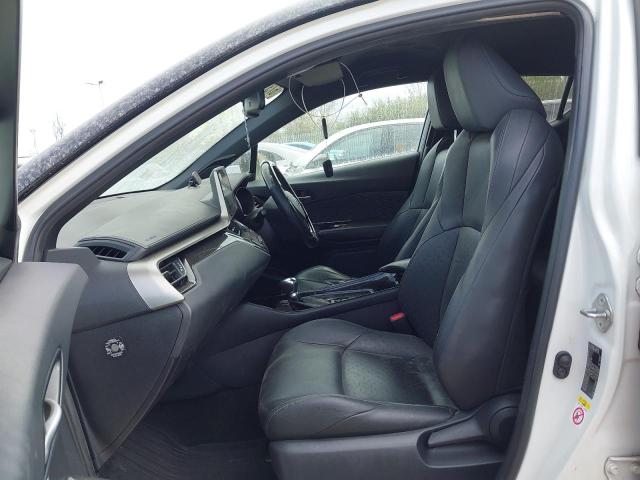 2018 TOYOTA C-HR DYNAMIC HEV CVT 