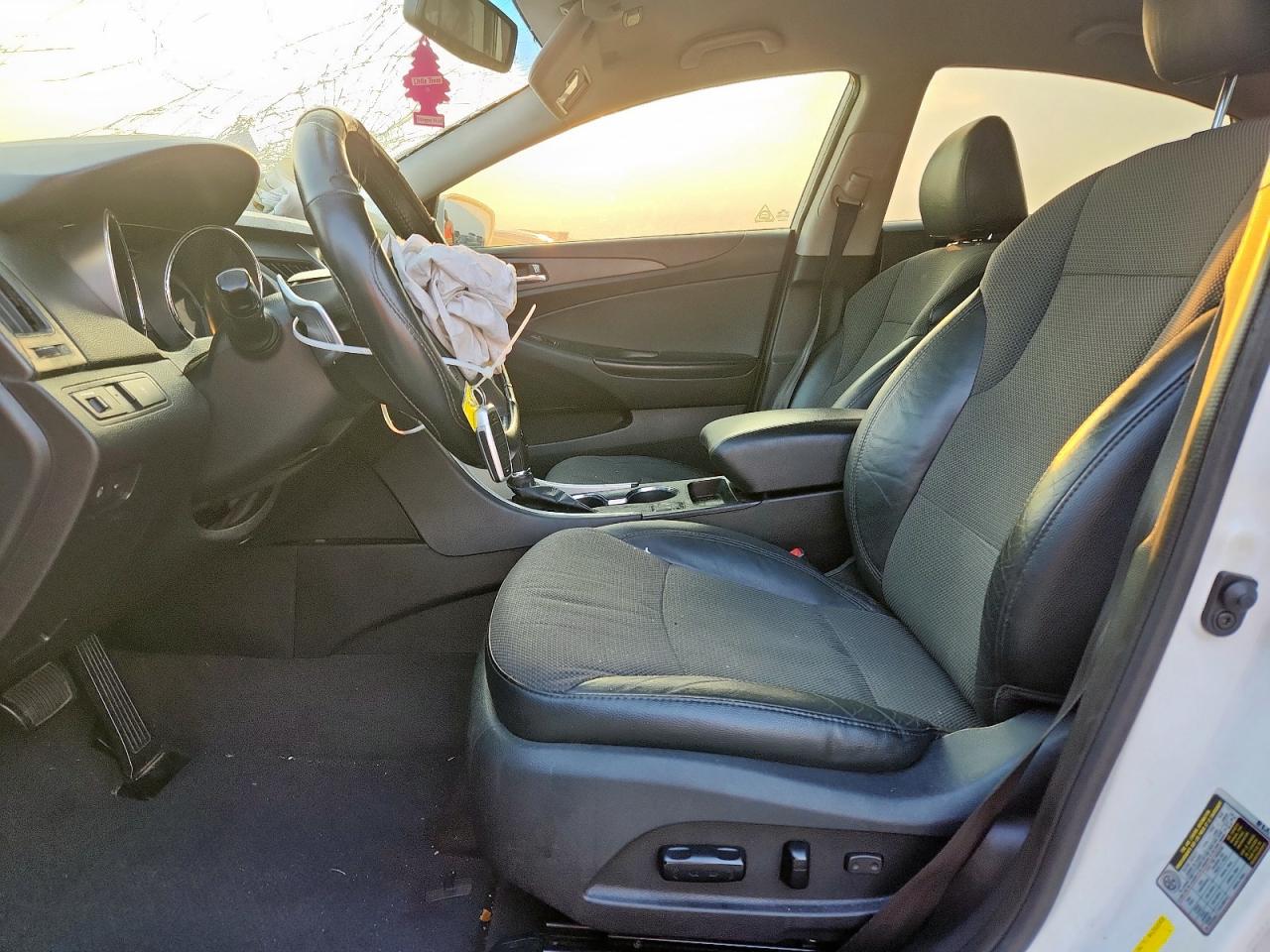 2013 Hyundai Sonata Se VIN: 5NPEC4AC7DH773151 Lot: 70708935