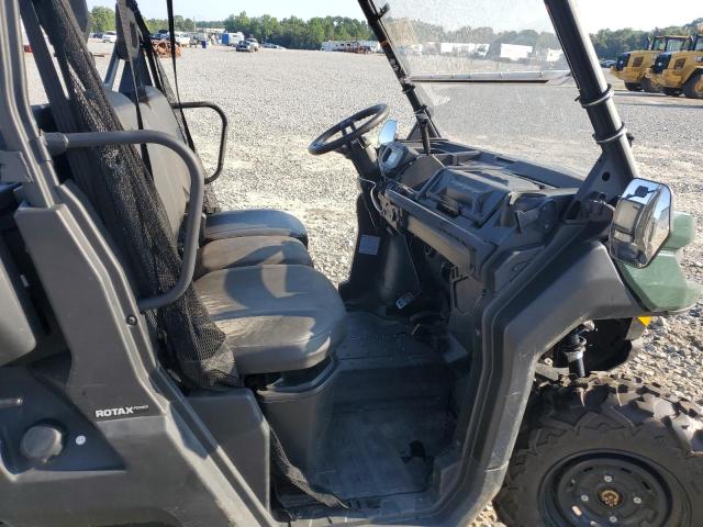 2023 CAN-AM DEFENDER HD9  
