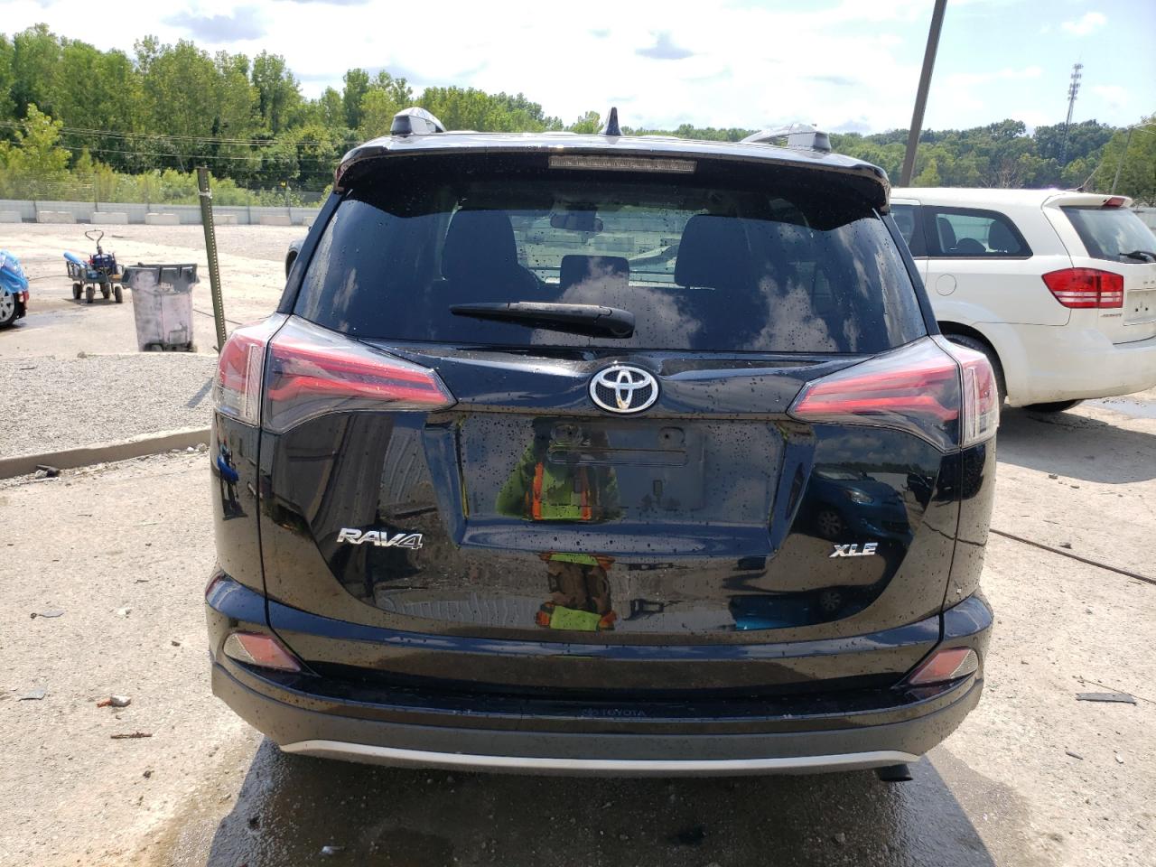 2018 Toyota Rav4 Adventure VIN: 2T3WFREV8JW492582 Lot: 69391625