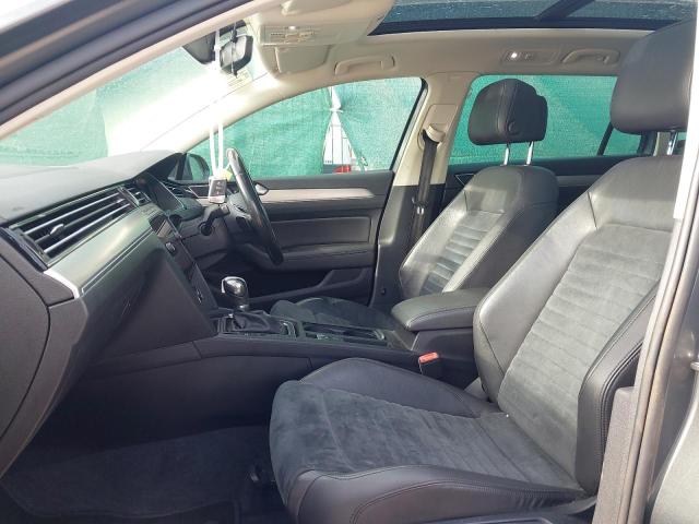 2016 VOLKSWAGEN PASSAT GT