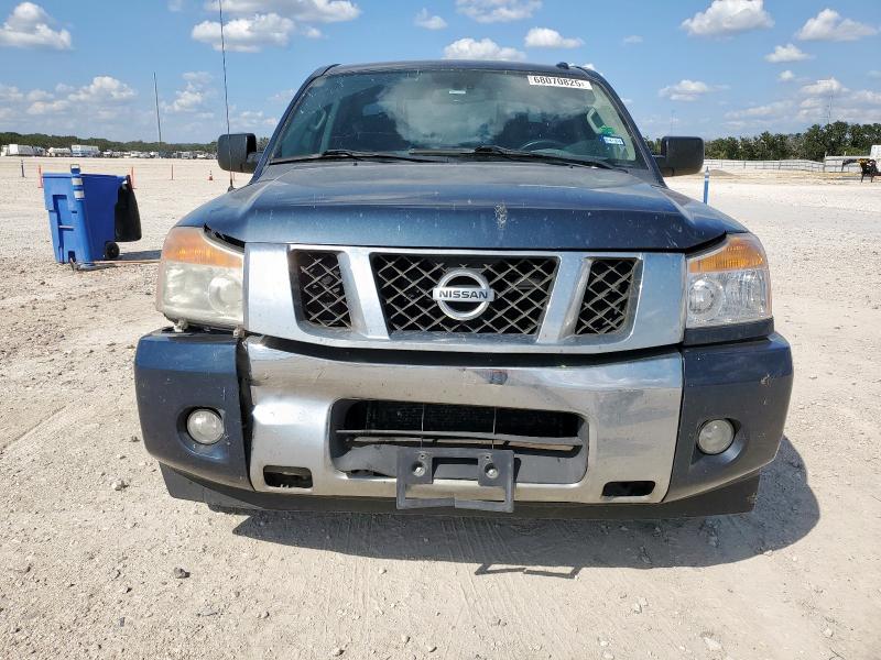 Pickups NISSAN TITAN 2014 Granatowy