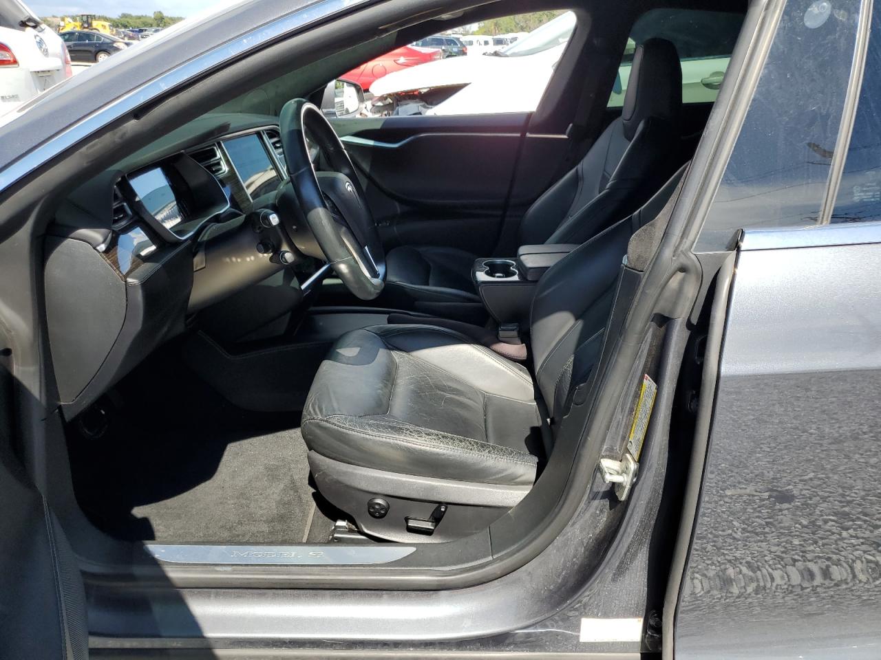 2016 Tesla Model S VIN: 5YJSA1E1XGF166986 Lot: 69865125