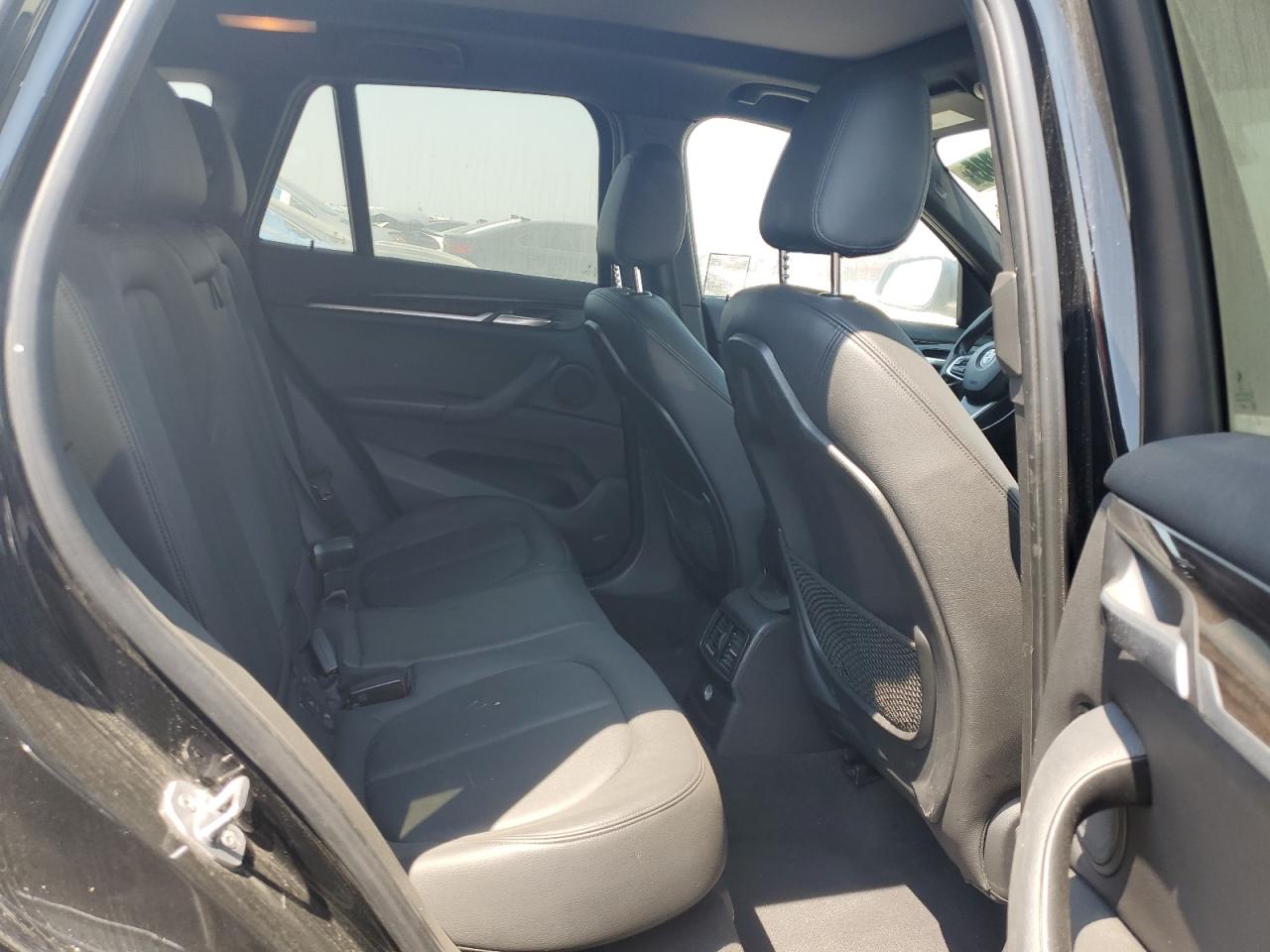 2017 BMW X1 Sdrive28I VIN: WBXHU7C36H5H33132 Lot: 67650725