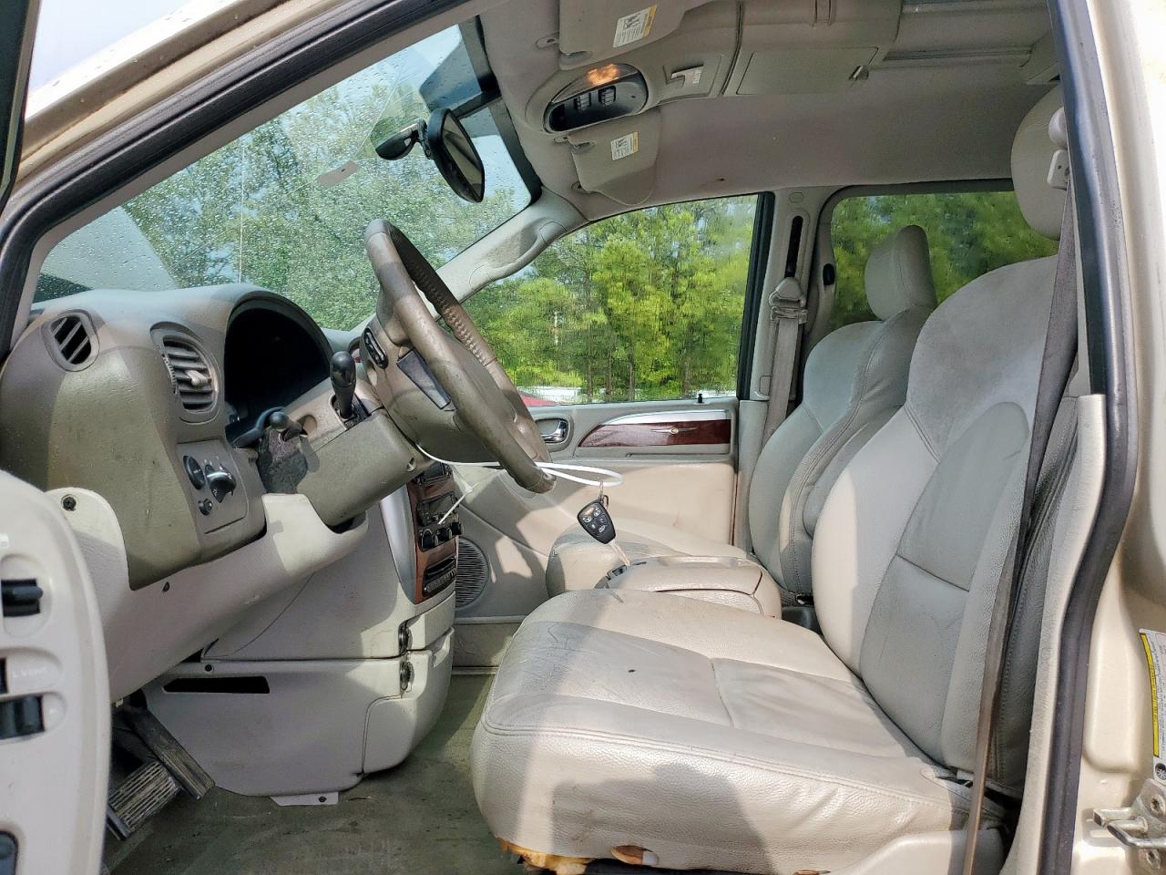 2005 Chrysler Town & Country Limited VIN: 2C8GP64L55R307287 Lot: 69293305