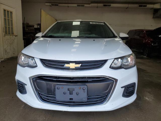  CHEVROLET SONIC 2018 Белы
