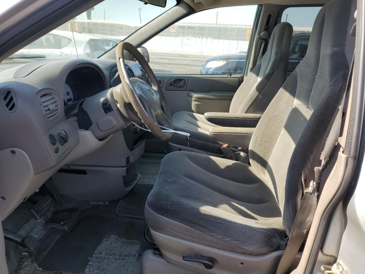 2002 Dodge Caravan Se VIN: 1B4GP25362B708265 Lot: 68397155