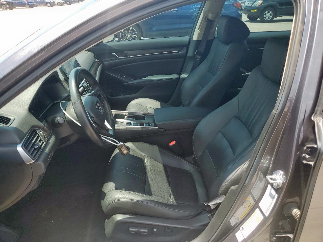 2022 Honda Accord Exl VIN: 1HGCV1F5XNA073581 Lot: 68560215