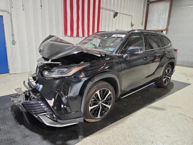  TOYOTA HIGHLANDER 2021 Черный