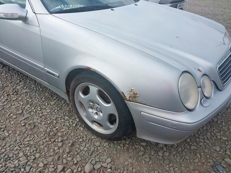 2000 MERCEDES BENZ CLK430 AVA