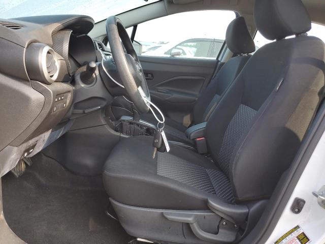  NISSAN VERSA 2022 Biały