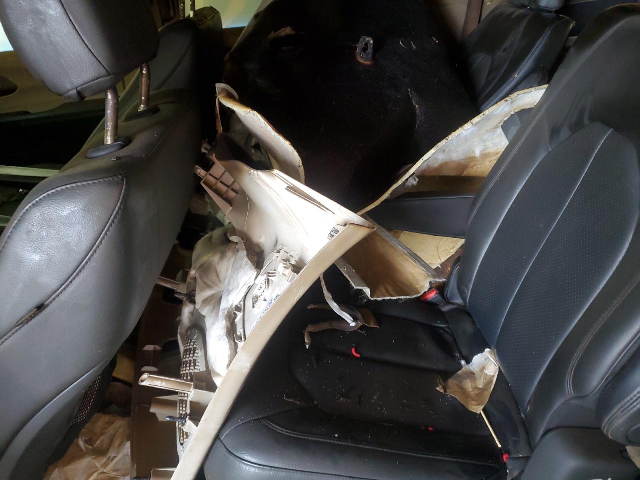 2019 Chrysler Pacifica Touring L VIN: 2C4RC1BG2KR626074 Lot: 68841935