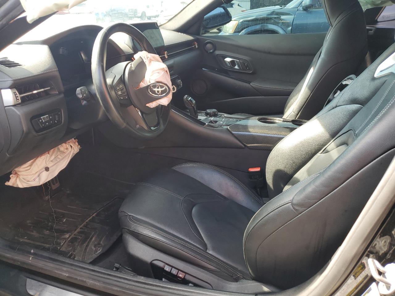 2021 Toyota Supra Base VIN: WZ1DB0C0XMW041215 Lot: 68399125