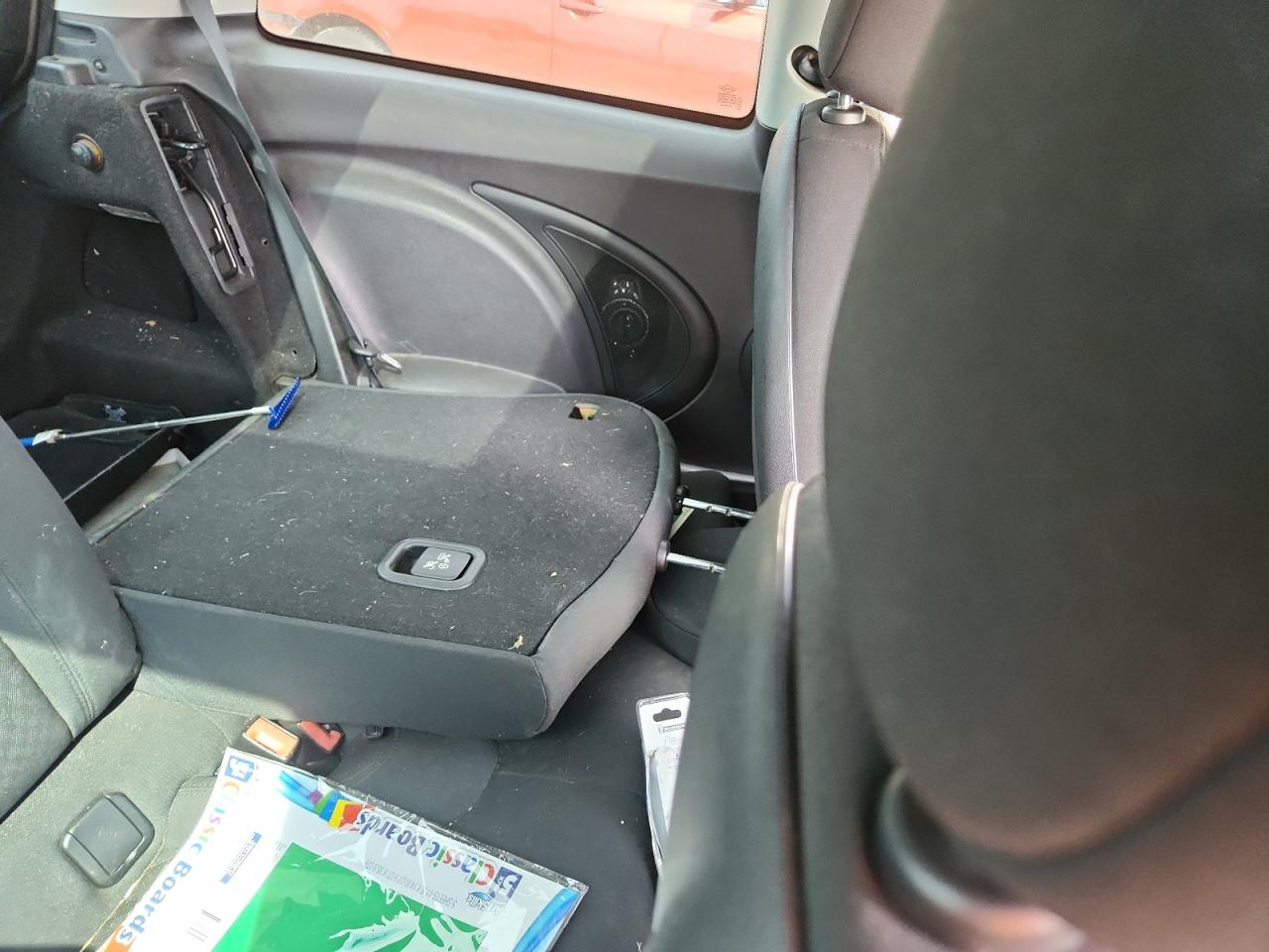 2009 Mini Cooper VIN: WMWMF33509TW75090 Lot: 69759645