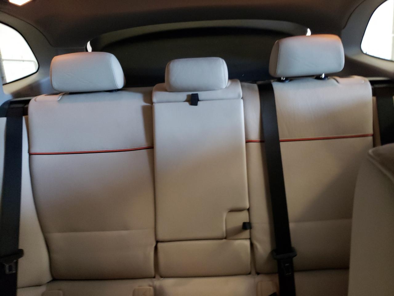 2015 BMW X1 xDrive28I VIN: WBAVL1C55FVY40276 Lot: 68552815